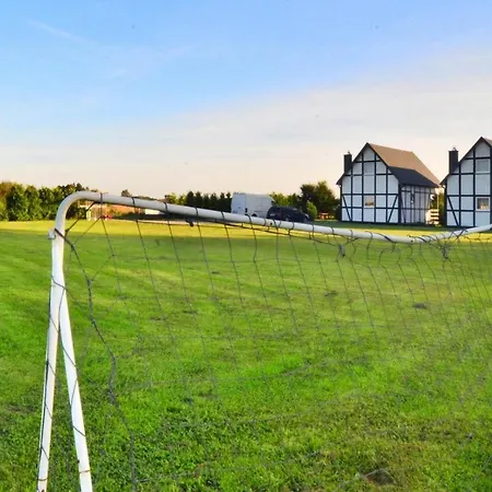 Comfortable Holiday Homes With Terraces *