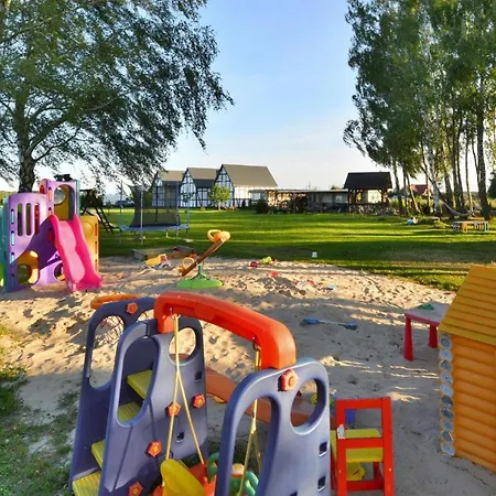 Dom wakacyjny In Jaros Awiec Near Tropicana Park