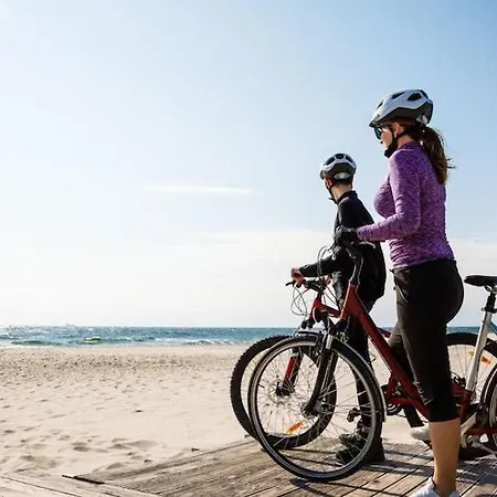 In Jaros Awiec Near Tropicana Park *