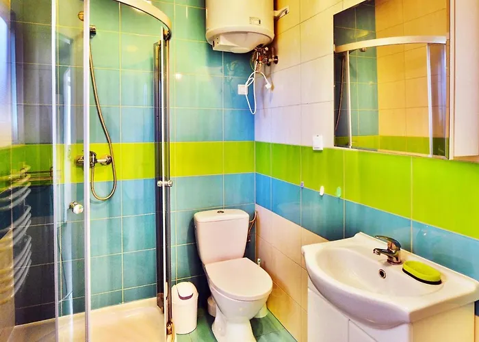 In Jaros Awiec Near Tropicana Park