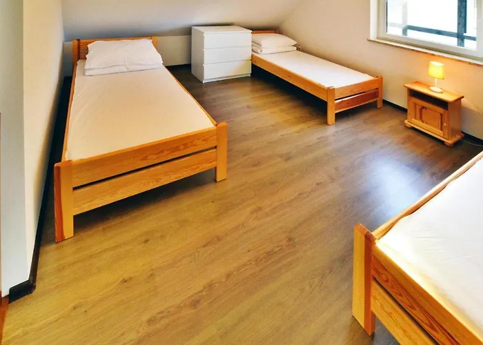 Semesterbostad In Jaros Awiec Near Tropicana Park *